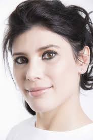 Finalist in the francisco viñas and operalia competitions amongst others, annalisa stroppa studied at the brescia conservatoire. Annalisa Stroppa La Voce E Come Un Guanto Che Si Adatta Di Volta In Volta Ad Esigenze Diverse Operaclick
