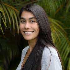 Alexa Rae's Instagram, Twitter & Facebook