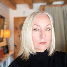 Ali Gibson (@aligibsonhappy)