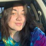 Leah Shivers's Instagram, Twitter & Facebook