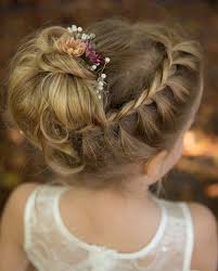 Long hairstyles for girls are so classic and they are not going anywhere. 35 Cute Fancy Flower Girl Hairstyles For Every Wedding