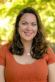 Barbara Sant's Instagram, Twitter & Facebook