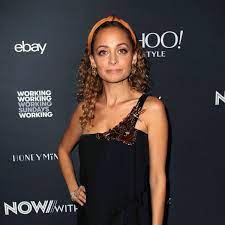 529 600 tykkäystä · 6 013 puhuu tästä. Nicole Richie Promiflash De