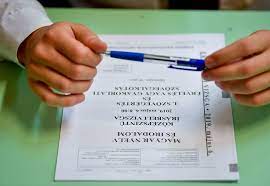 Az első érettségi napon magyar nyelv és. Eduline Hu Erettsegi Felveteli Megvannak A 2021 Es Emelt Magyarerettsegi Tetelcimei Itt A Lista