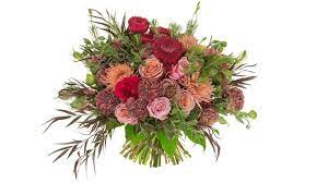 Luxurious Hand Tied Bouquet With An Amazing Array Of Fresh Flowers Gerbera Daisies Garden Roses Chrysanthemu Hand Tied Bouquet Flower School Church Flowers