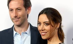Aubrey Plaza Revela su Lucha Tras la Pérdida: 