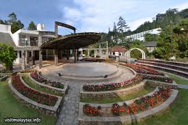 80 colonie fraser's hill is set in bukit fraser. Attractions