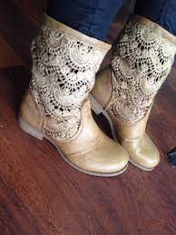 Bottines ajourées en véritable daim. Bottes D Ete Ajourees Bottes Bottines Chaussure