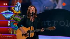 1967'de hollanda'da fransız chanson geleneğine uygun şarkılar söyleyerek şarkı. Lenny Kuhr S De Troubadour Turned Into De Controleur About Euro 2012 Eurovisionary Eurovision News Worth Reading