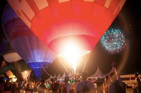 Anda boleh menghiasi belon udara panas lagi dengan pelekat, bentuk busa kraf atau gam glitter. Penganjuran Ke 10 Apa Yang Baru Tentang Fiesta Belon Udara Panas Putrajaya Tahun Ini News Rojak Daily