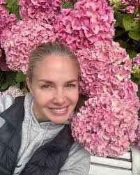 Genevieve Casanova's Instagram, Twitter & Facebook