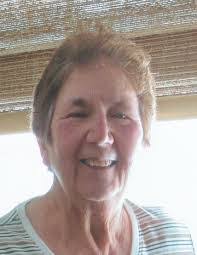 Dee Slater's Instagram, Twitter & Facebook