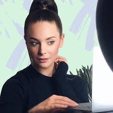 Anya Taylor-Joy Did Her Own Makeup At Home For The Critics Choice Awards