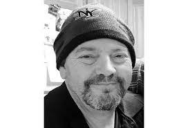 Paul Henrickson's Instagram, Twitter & Facebook