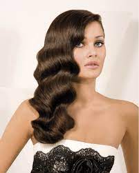 5 Vintage Long Curls For The Season Pretty Designs Vintage Curls Strapless Dress Hairstyles Vintage Hairstyles For Long Hair