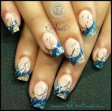 Decorar las uñas es una práctica que se ha vuelto muy popular desde hace un par de años pues lucen muy bonitas y en especial para las ocasiones por supuesto que siguen adelante las uñas decoradas con dibujos de animales, dibujos animados, banderas o cualquier otro tipo de simbología. Ver Unas Decoradas Faciles Bonitas Y Modernas Para Descargar Con Disenos Lindos Imagenes De Amor Con Frases Mensajes Pensamientos