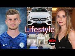 .cars of every chelsea fc player from n'golo kante's car to willian's car to tammy abraham's hd, updated every manchester united players car 2020 | fernandes, ighalo, rashford & more! Pin On Chelsea Fc Chelsea Players Wives And Girlfriends