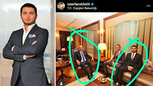 Cihan ekşioğlu katerina ekşioğlu ile evli. Dolandiricilik Skandali 2 Milyar Dolarla Tayland A Kacan Fatih Ozer Akp Bakani Cavusoglu Ile Yan Yana Zaman Avustralya