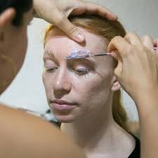 Amazon.com: Narrative Cosmetics Adhesivo acrílico a base de agua para la  piel, pegamento profesional no tóxico para maquillaje, SFX, prótesis, 2  onzas. : Belleza y Cuidado Personal