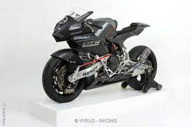 vyrus 986 m2 goes racing in the spanish cev レーシングバイク スポーツスターカフェレーサー バイク