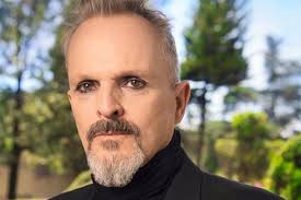 Buy tickets for miguel bosé concerts near you. Dr Garco On Twitter Miguel Bose Tiene Toda La Cara De Estar Tramando Un Plan Para Derrotar A Superman