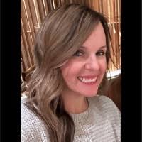 Andrea Cobos's Instagram, Twitter & Facebook