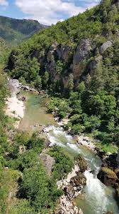 Escalade dans les gorges de l'aveyronescalade dans les gorges de l'aveyron© lezbroz. Gorges Du Tarn Fantastiques Et Incomparables