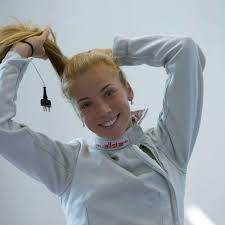 Francesca Summers (@FrankieSummers)