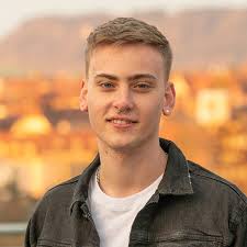 Ein neues Gesicht bei Pink Cross : Pink Cross