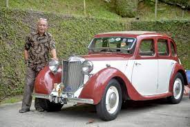 Lihat ulasan pakar, gambar, spesifikasi, video dan tetapkan amaran untuk pelancaran kereta bmw yang akan datang di zigwheels. Gong Ganti Loceng Rumah Idea Rare Azmin Aziz Kereta Klasik Mgya Antara Ratusan Koleksi 30 Tahun Paling Berharga Ia Bukan Sekadar Kenang Zaman Dahulu I Suke Mstar