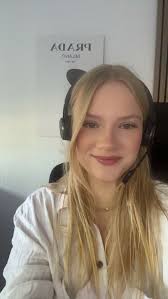 Viele Leute fragen mich: „Lea, wie wird man hier auf LinkedIn so  erfolgreich?“