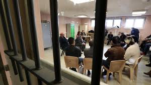 Douai Le Grand Debat S Invite Entre Les Hauts Murs De La Maison D Arret