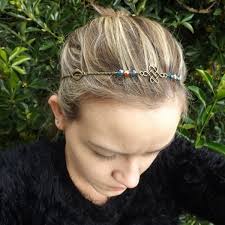 Maybe you would like to learn more about one of these? Jolie Headband Bijoux De Cheveux Accessoire Vintage Headband Celtique Perle Cristal Orange Et Bleu Accessoires Coiffure Par Fimoettout Image