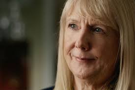 Polly Nelson's Instagram, Twitter & Facebook