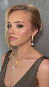 Hayley Gold's Instagram, Twitter & Facebook