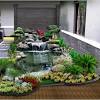 Tentunya taman ini menjadi tempat pelarian sempurna untuk melepas penat setelah seharian bekerja. 1
