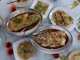 Small but clean room with attached bathroom. Mun Kee Steam Fish Head æ–‡è¨˜é­šé ­çŽ‹è'¸é­šé ­ Taman Segar Ninjafound Com Your Trusted Local Guide