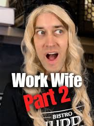 When everyone wants the same work wife (co-write w/ @andrea.kelley)  #workwife #bistrohuddy #restaurantlife #serverlife