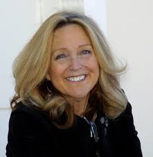 Linda Bruce's Instagram, Twitter & Facebook