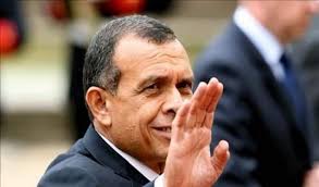 AztecaNoticiasHN Ex Presidente Porfirio Lobo Sosa, ha renunciado a su  candidatura por diputado de Olancho. #TvAztecaHonduras #MásNoticias  #MásCercaDeTi