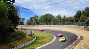The mountainous circuit of the legendary nordschleife is still the greatest challenge for drivers and cars. Nurburgring Pimp My Ride Fahrradherz