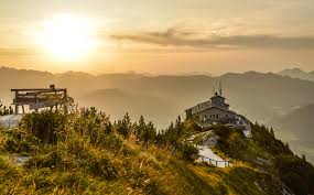 Willkommen bei der familie maßböck und stocker in marktschellenberg …wir freuen uns auf ihren besuch… ferienwohnung haus kehlstein. Das Kehlsteinhaus Eagles Nest Berchtesgaden