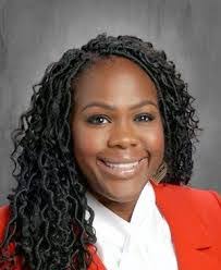 Karen Devitt's Instagram, Twitter & Facebook