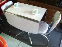 Formica Top Kitchen Table Ideas On Foter Retro Kitchen Tables Retro Furniture Dinette Sets