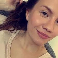 Andrea Paulsen's Instagram, Twitter & Facebook