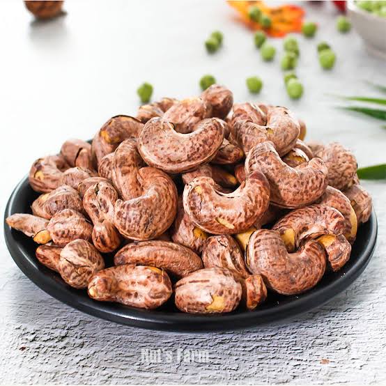Hạt điều rang muối 500g – Trái cây sấy Nut's Farm