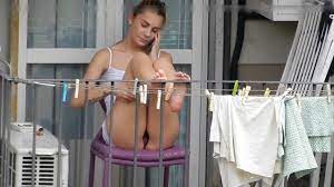 Balcony voyeur - pisi.pics