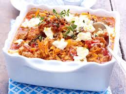 Griechischer Hack Nudel Auflauf Mit Feta Rezept Lecker Rezept Rezepte Rezepte Mit Feta Griechisches Essen