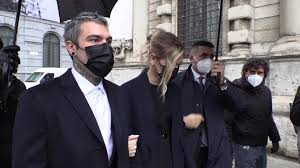 See more of silvio berlusconi on facebook. Chiara Ferragni E Fedez Ricevono La Videochiamata Di Silvio Berlusconi