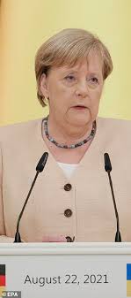 Biden appears to forget name of FEMA director Deanne Criswell during press  conference